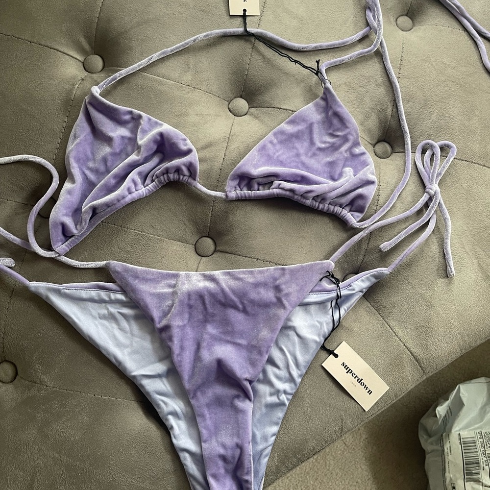 Superdown lilac velvet bikini- never been worn